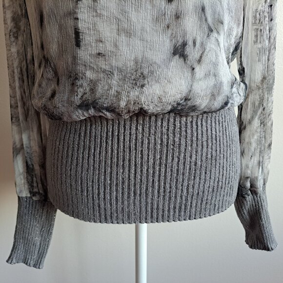 Tricot Chic Grey Silver Turtleneck Silk Wool Sweater Top Size US 8 / S - M - Picture 9 of 16